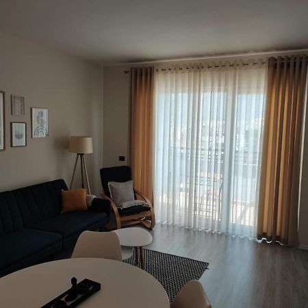 Cozy Central Tirana Apartments Ngoại thất bức ảnh