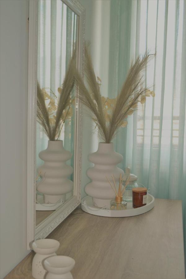 Cozy Central Tirana Apartments Ngoại thất bức ảnh
